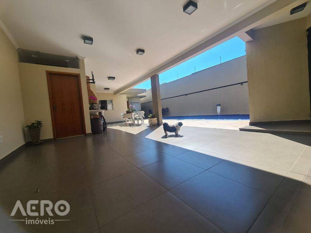 Casa à venda com 3 quartos, 310m² - Foto 28