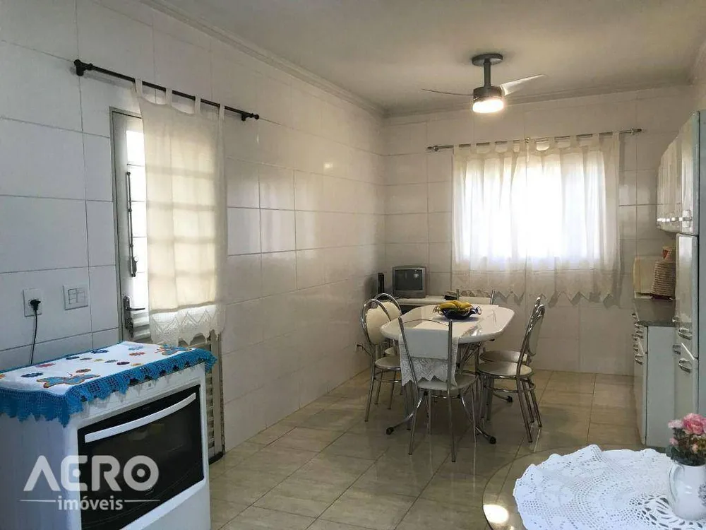 Casa, 3 quartos, 230 m² - Foto 8