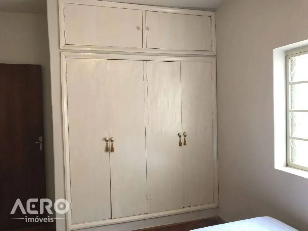 Casa, 3 quartos, 230 m² - Foto 2