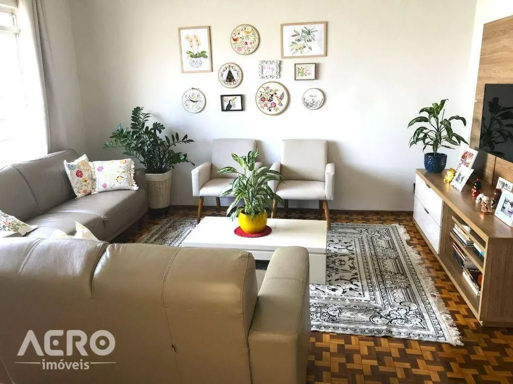 Casa, 3 quartos, 230 m² - Foto 3