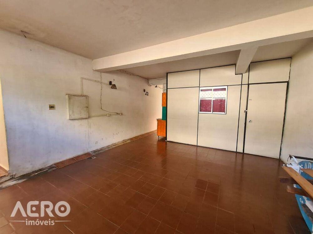 Casa à venda com 3 quartos, 180m² - Foto 25