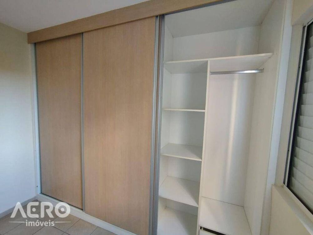 Apartamento para alugar com 2 quartos, 50m² - Foto 12
