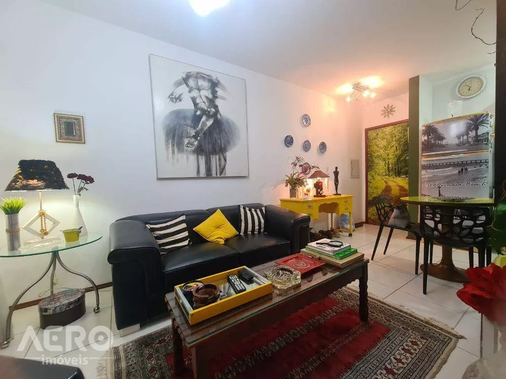 Apartamento à venda com 2 quartos, 65m² - Foto 1