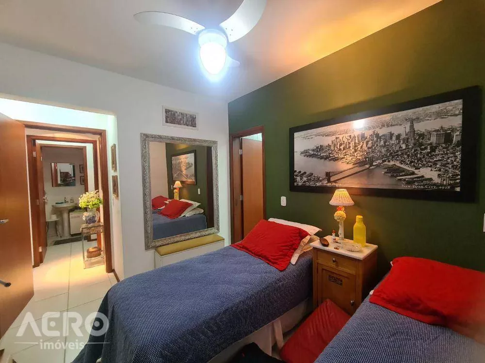 Apartamento à venda com 2 quartos, 65m² - Foto 4