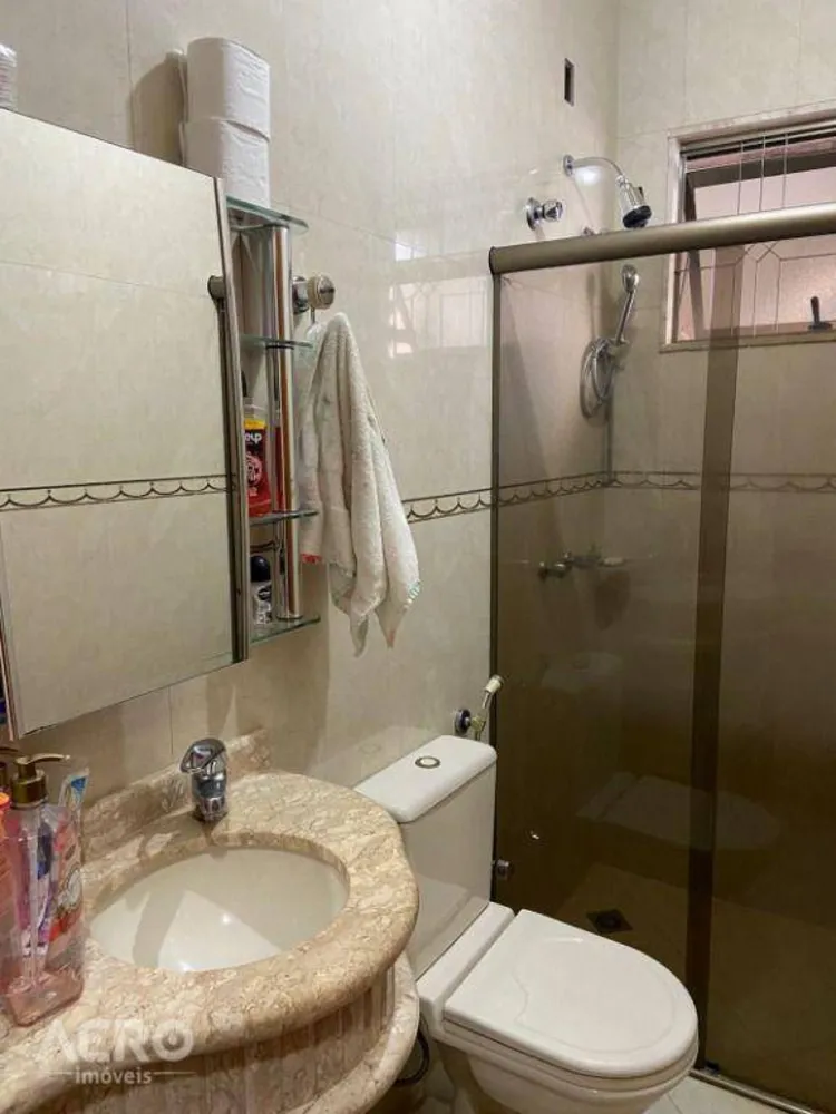 Casa, 3 quartos, 183 m² - Foto 4