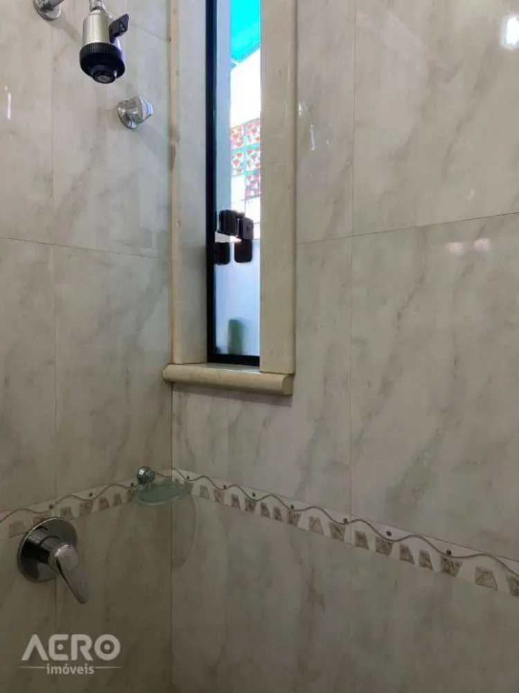 Casa, 3 quartos, 183 m² - Foto 2