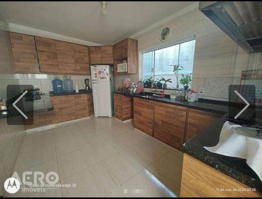 Casa, 3 quartos, 183 m² - Foto 1