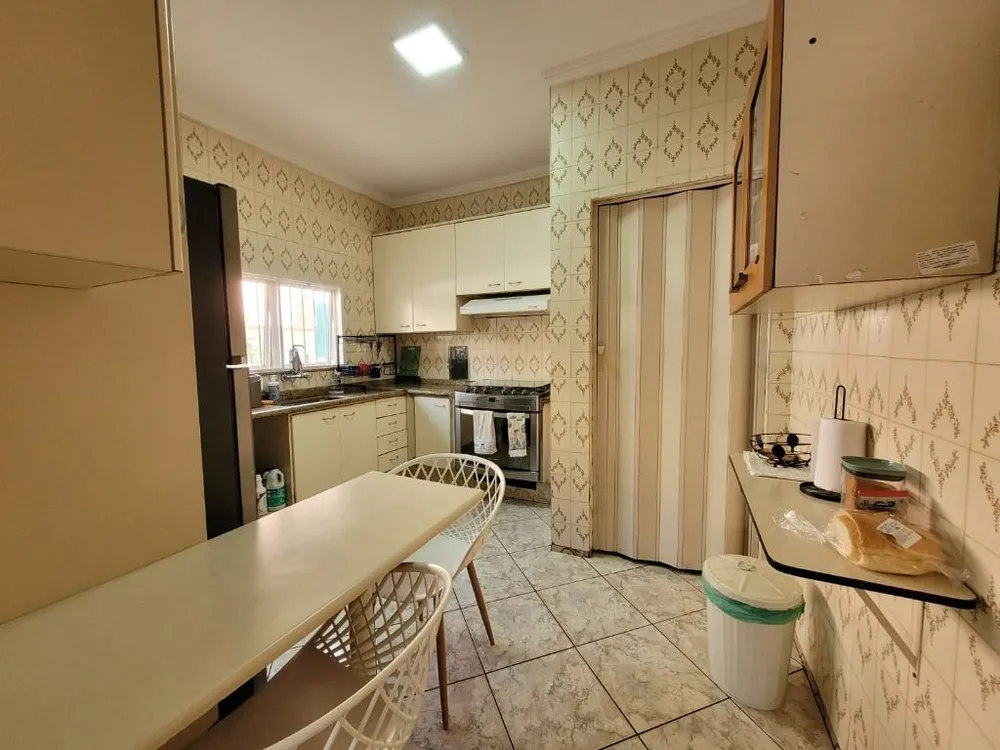 Casa, 3 quartos, 244 m² - Foto 12