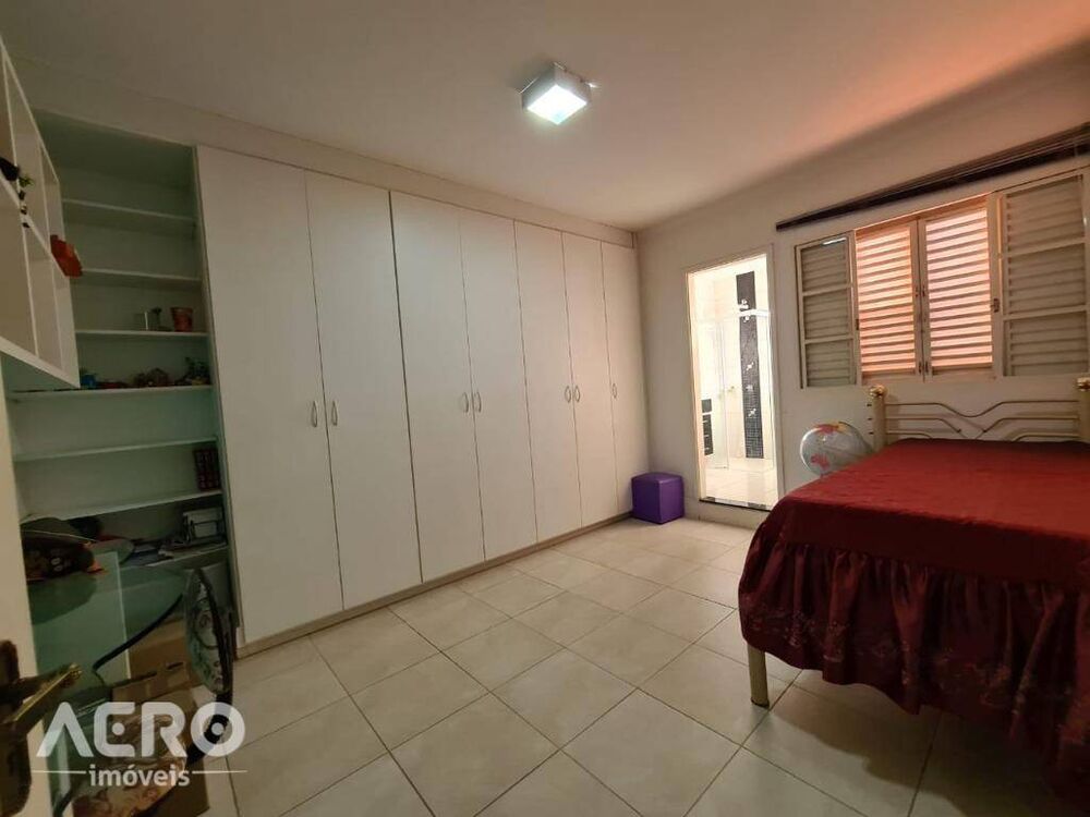 Casa, 3 quartos, 195 m² - Foto 21