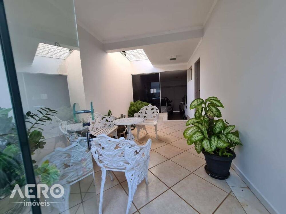 Casa, 3 quartos, 195 m² - Foto 10