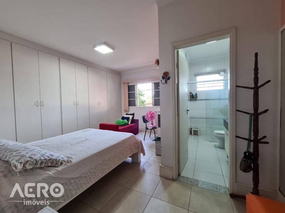 Casa, 3 quartos, 195 m² - Foto 13