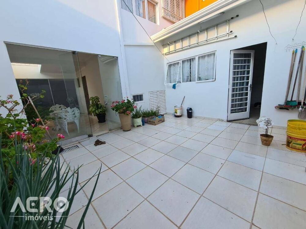 Casa, 3 quartos, 195 m² - Foto 34