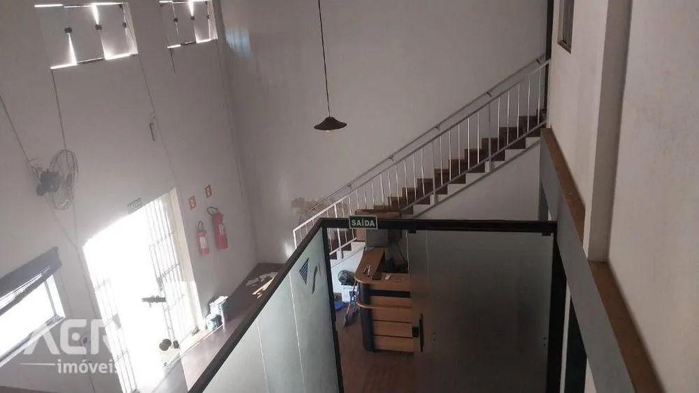 Loja-Salão, 150 m² - Foto 1