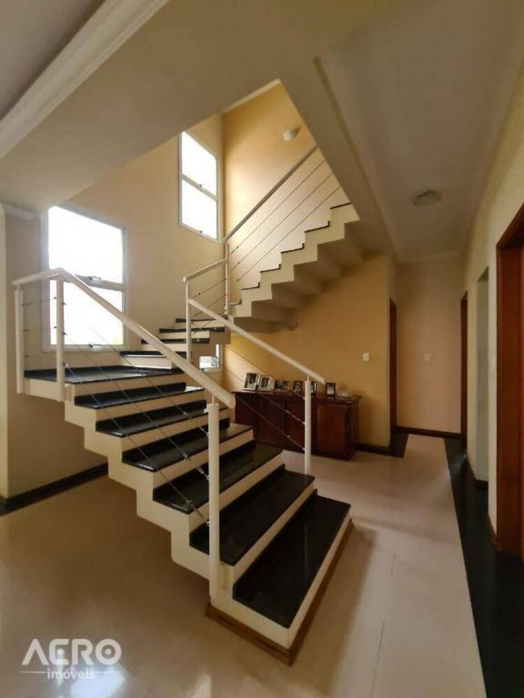 Casa, 3 quartos, 275 m² - Foto 29