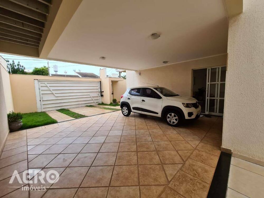 Casa, 3 quartos, 275 m² - Foto 4
