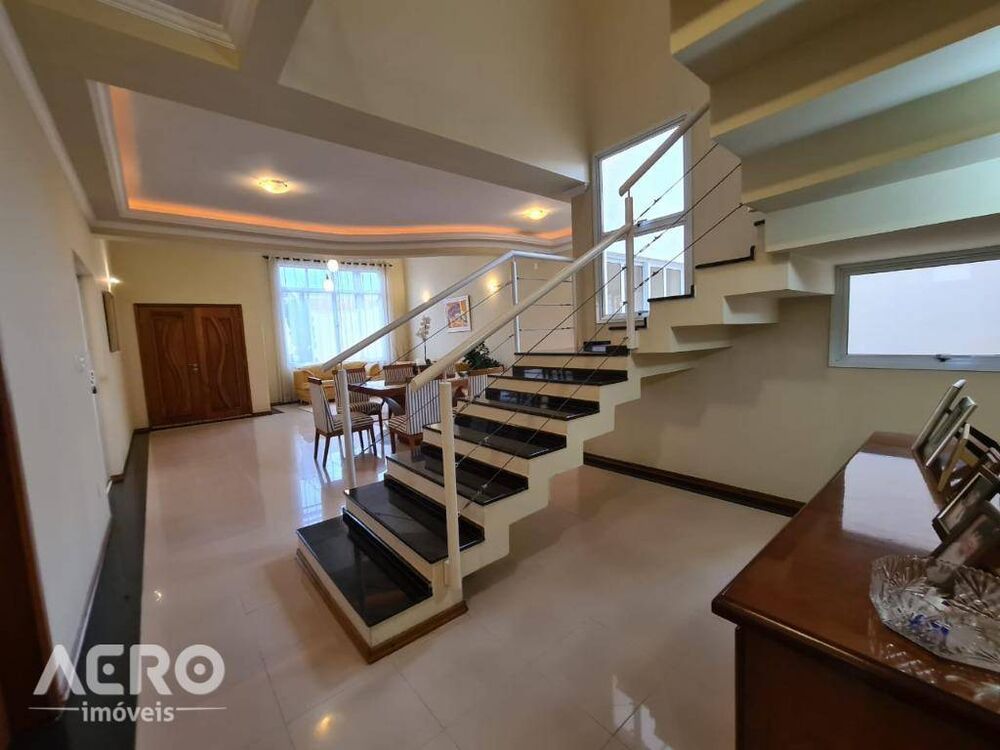 Casa, 3 quartos, 275 m² - Foto 14