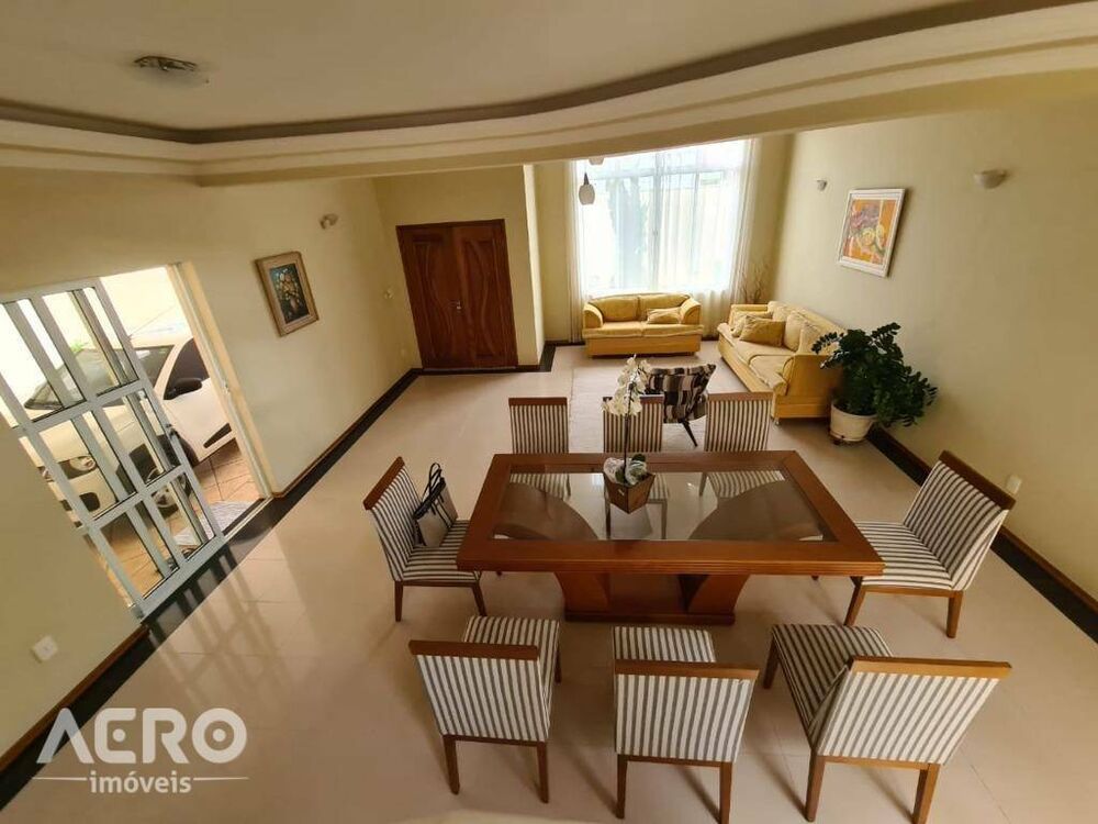 Casa, 3 quartos, 275 m² - Foto 49
