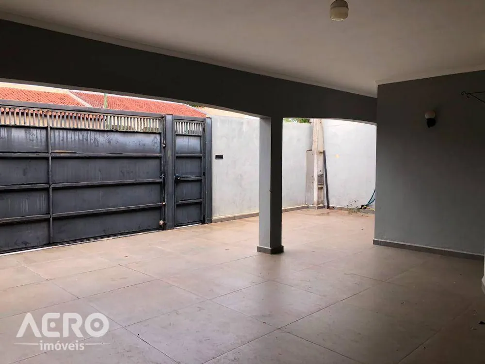Casa, 4 quartos, 186 m² - Foto 2