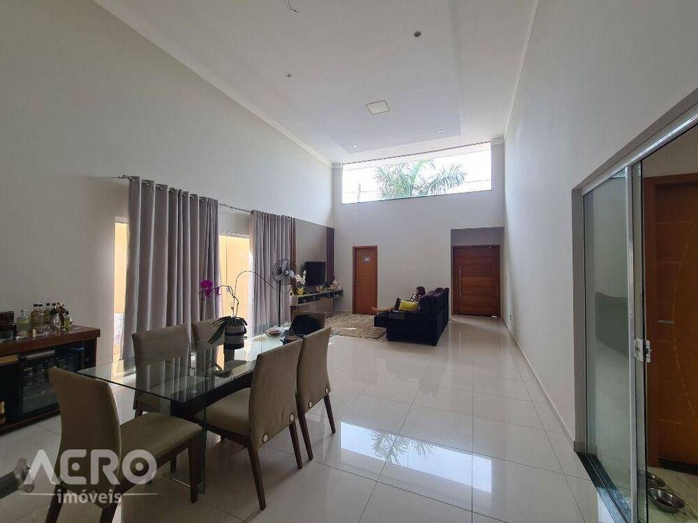 Casa de Condomínio à venda com 3 quartos, 220m² - Foto 2