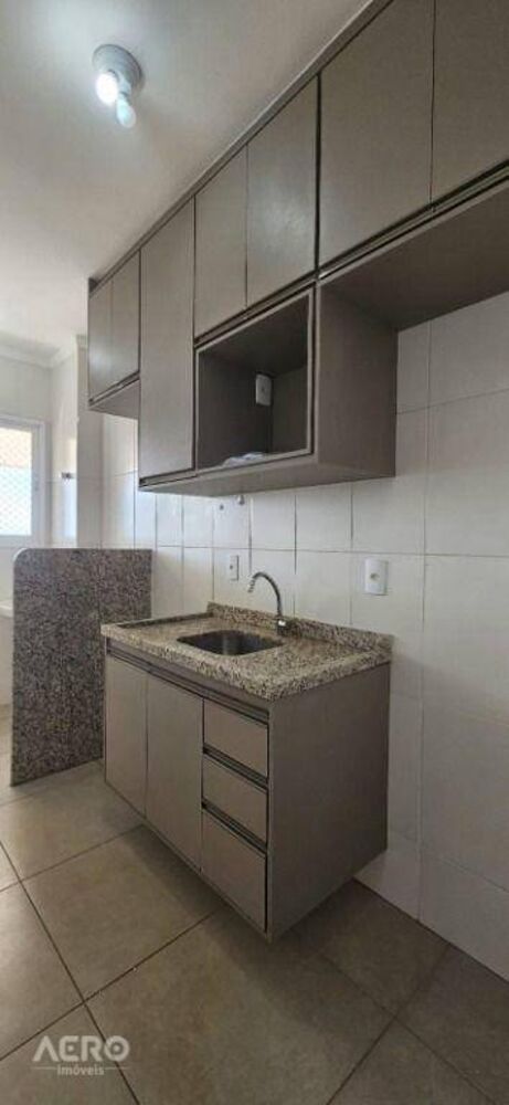 Apartamento para alugar com 2 quartos, 57m² - Foto 5