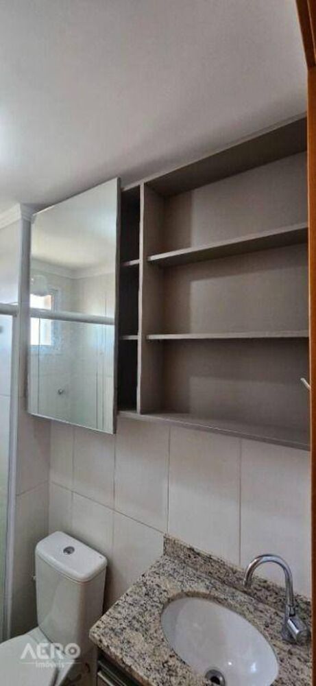 Apartamento para alugar com 2 quartos, 57m² - Foto 32