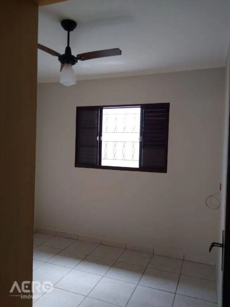 Casa, 3 quartos, 104 m² - Foto 2