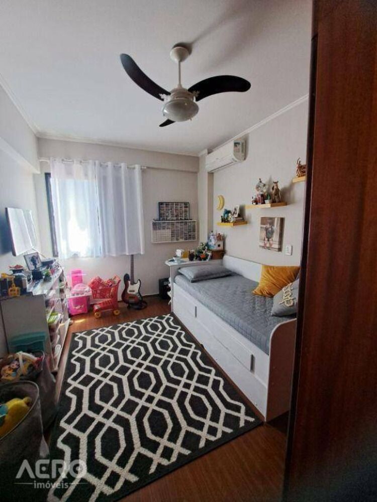Apartamento à venda com 3 quartos, 118m² - Foto 16