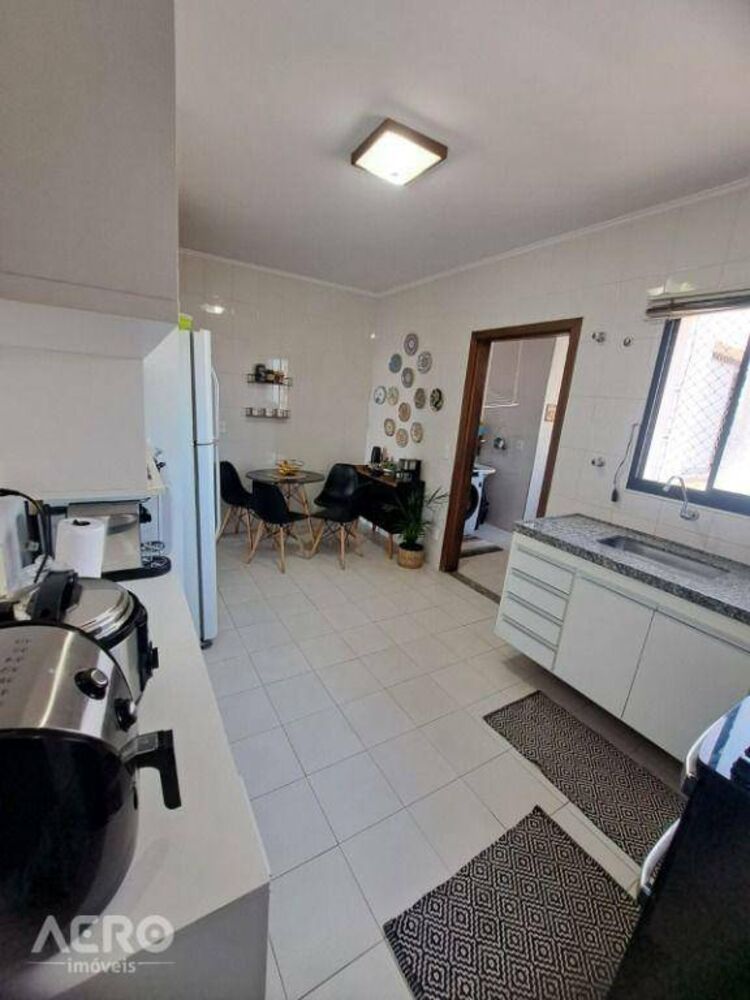 Apartamento à venda com 3 quartos, 118m² - Foto 8