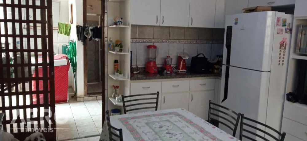 Casa, 3 quartos, 156 m² - Foto 6