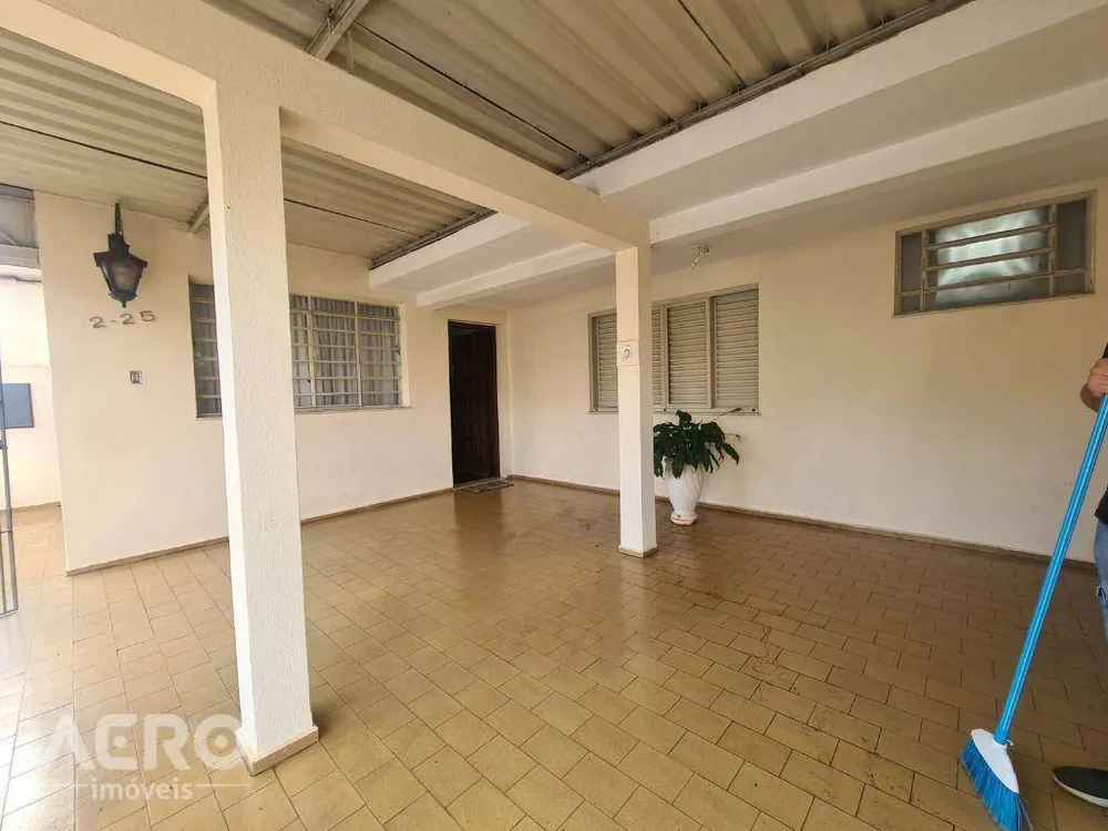 Casa, 3 quartos, 190 m² - Foto 2