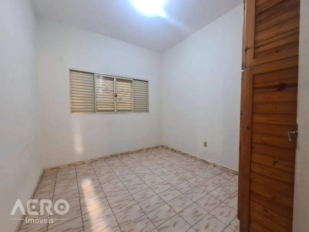 Casa, 3 quartos, 190 m² - Foto 1