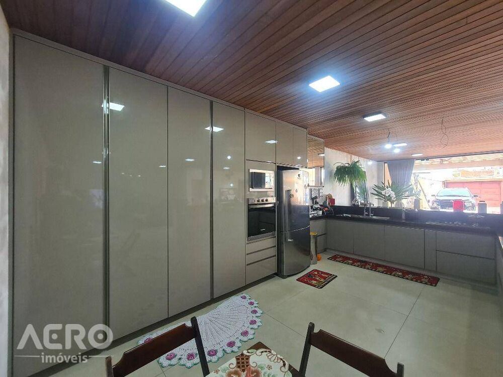 Casa, 2 quartos, 280 m² - Foto 18