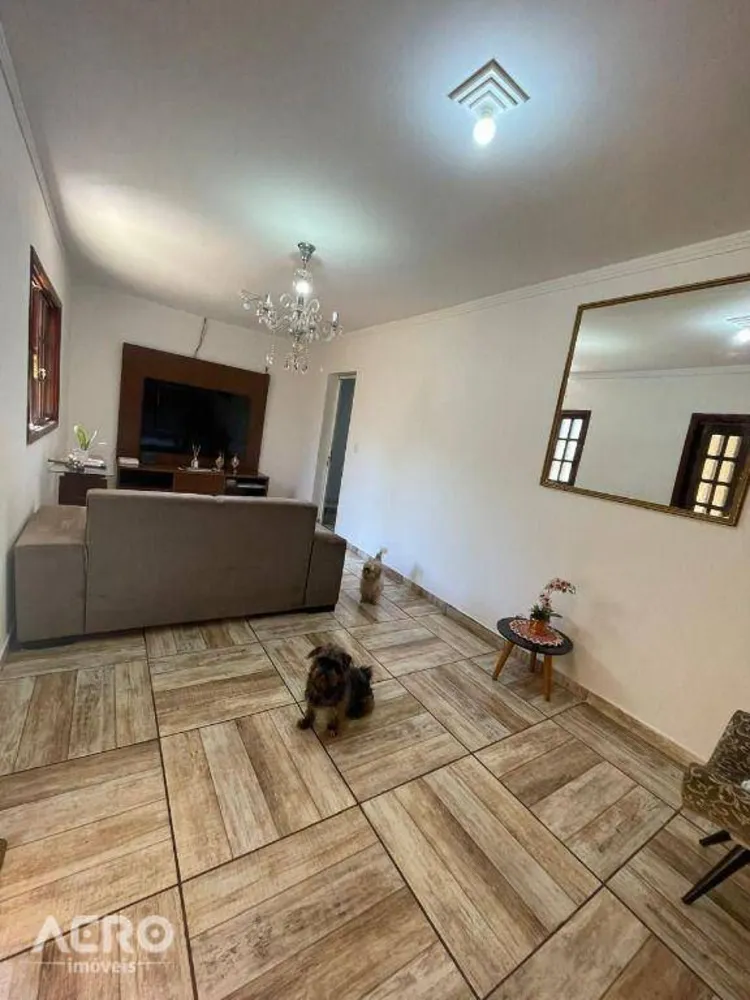 Casa, 3 quartos, 153 m² - Foto 4