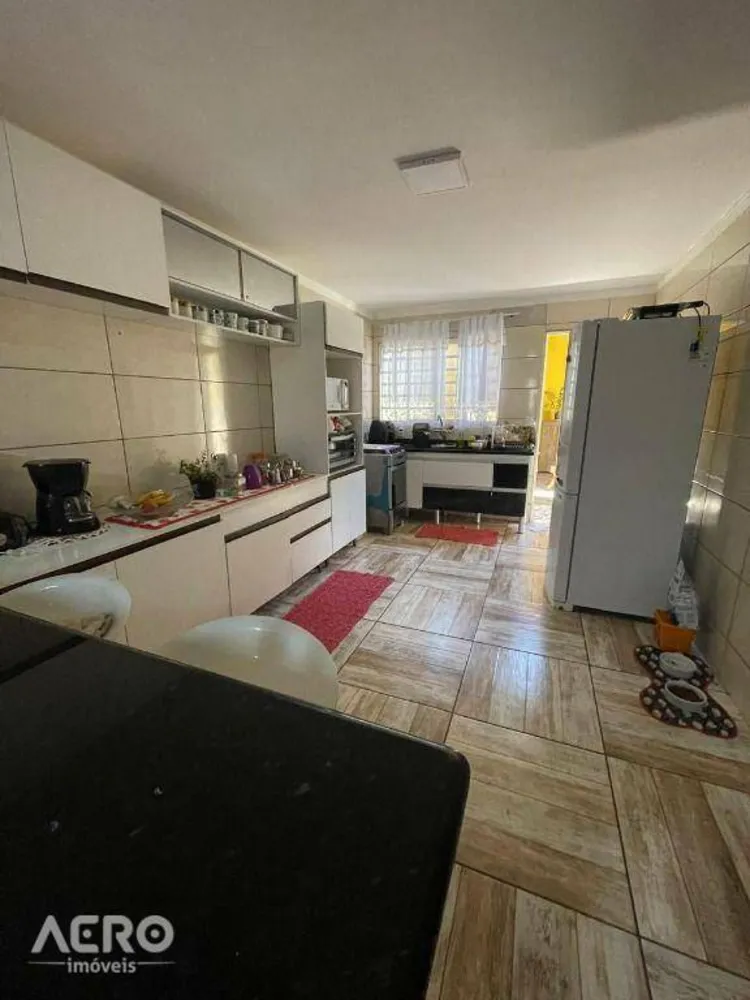Casa, 3 quartos, 153 m² - Foto 1