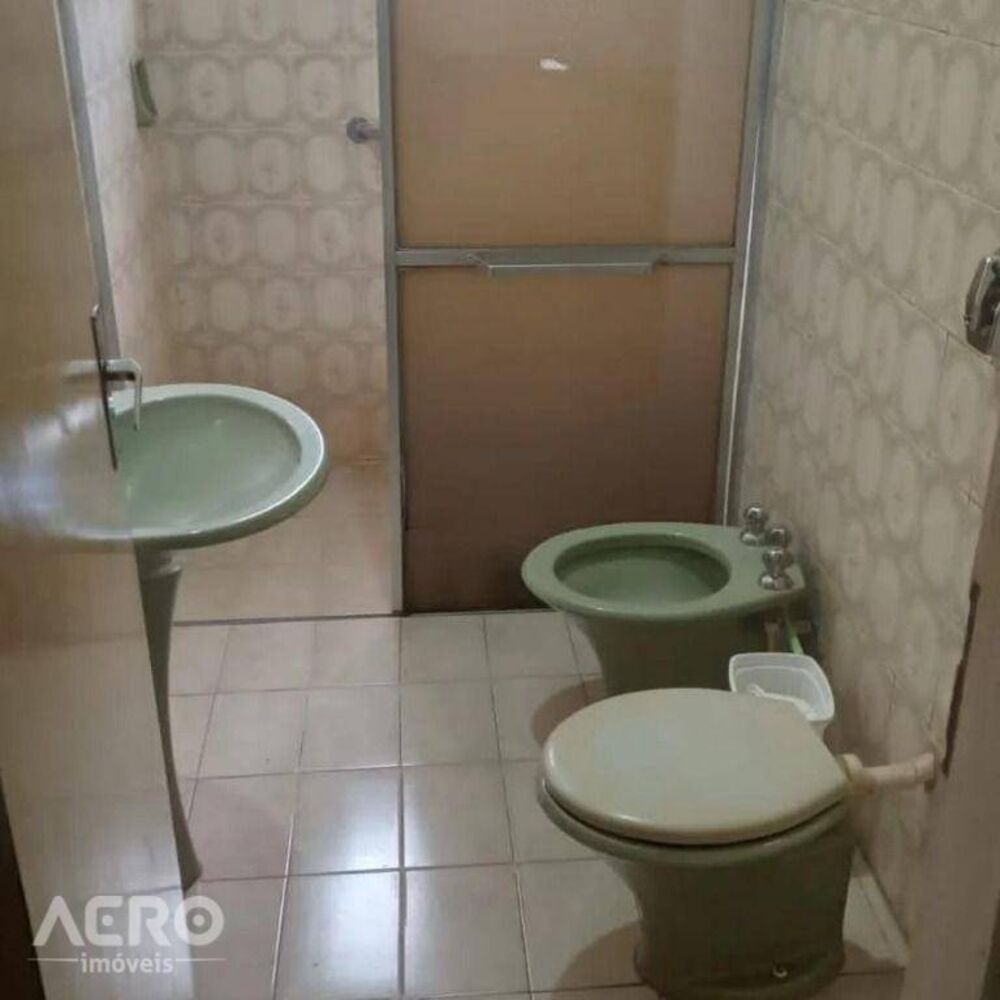 Casa, 3 quartos, 204 m² - Foto 8