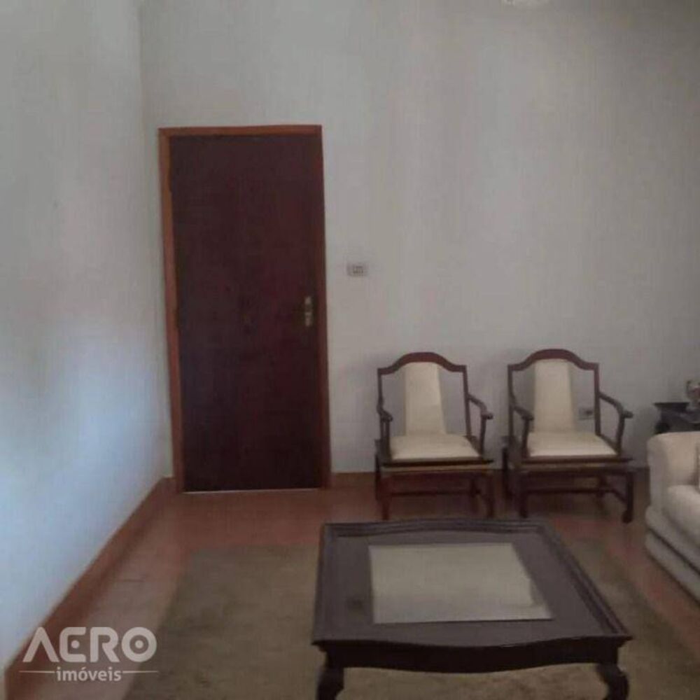 Casa, 3 quartos, 204 m² - Foto 2