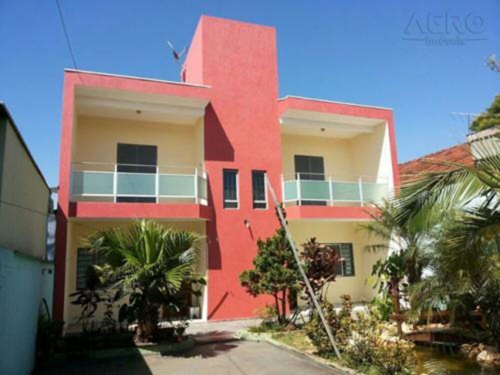 Casa, 3 quartos, 254 m² - Foto 1