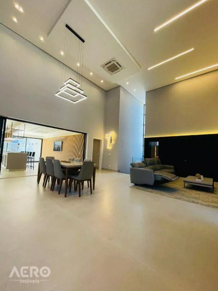 Casa de Condomínio à venda com 3 quartos, 311m² - Foto 4