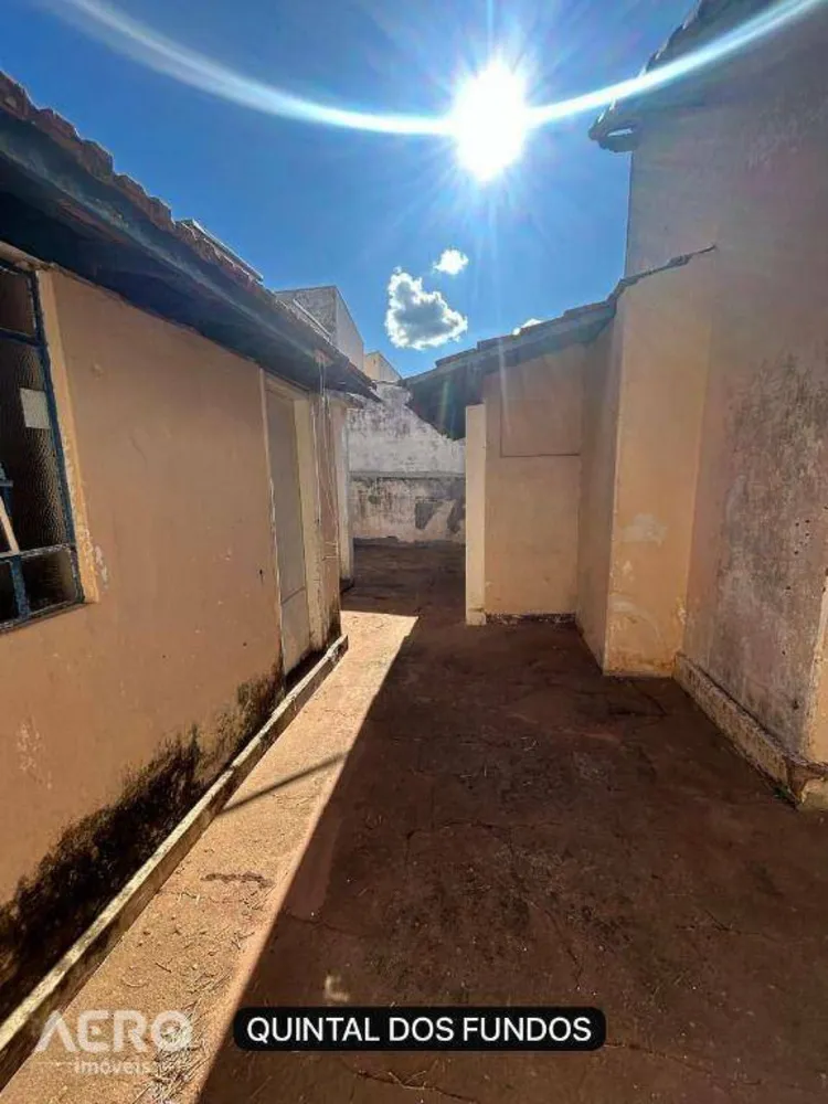 Casa, 3 quartos, 164 m² - Foto 1