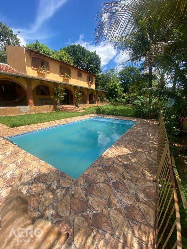 Chácara, 4 quartos, 1460 m² - Foto 2