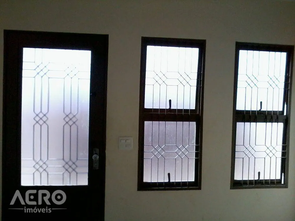 Casa, 2 quartos, 70 m² - Foto 1