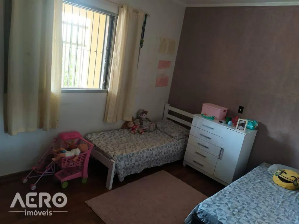 Casa, 3 quartos, 196 m² - Foto 5