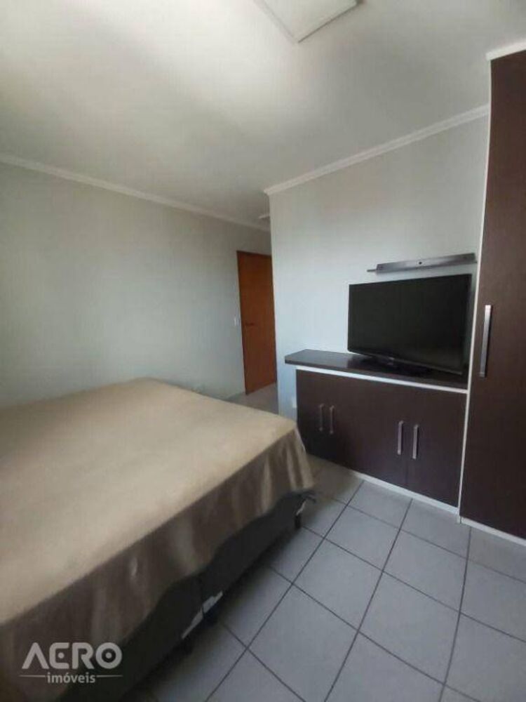 Apartamento à venda com 3 quartos, 81m² - Foto 15