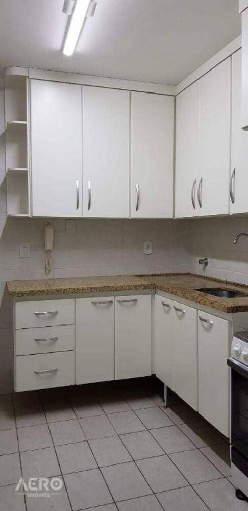 Apartamento à venda com 3 quartos, 81m² - Foto 7
