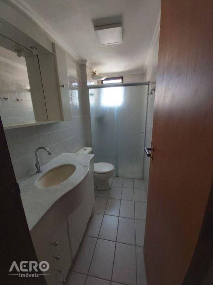Apartamento à venda com 3 quartos, 81m² - Foto 8