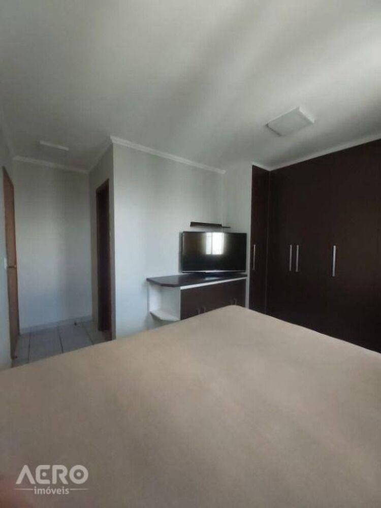 Apartamento à venda com 3 quartos, 81m² - Foto 12