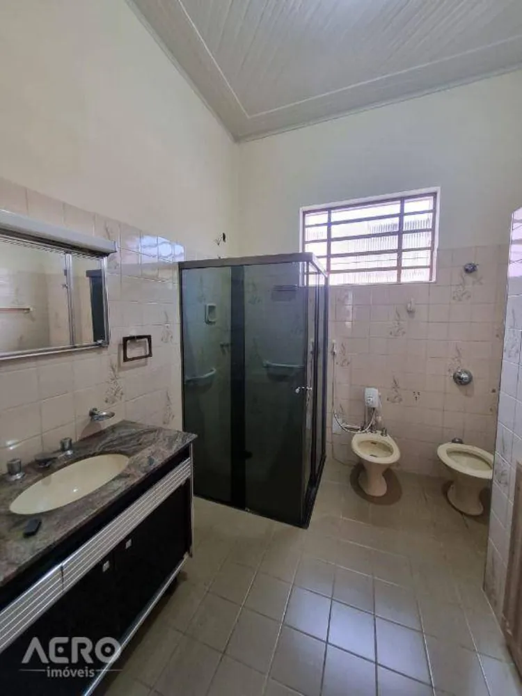 Casa, 3 quartos, 250 m² - Foto 3