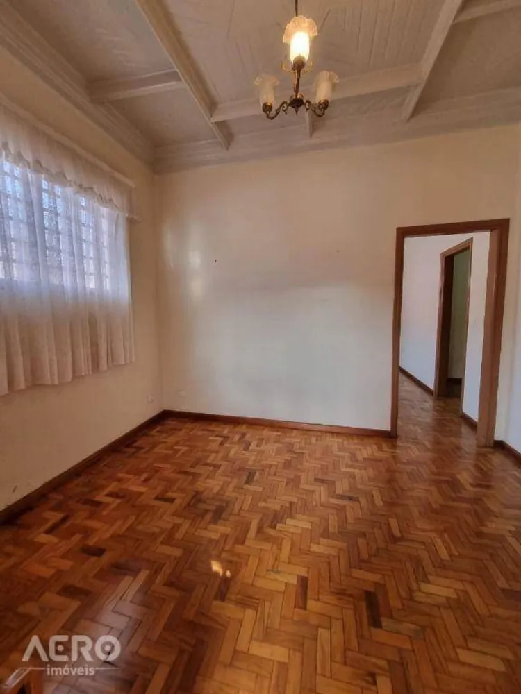 Casa, 3 quartos, 250 m² - Foto 2