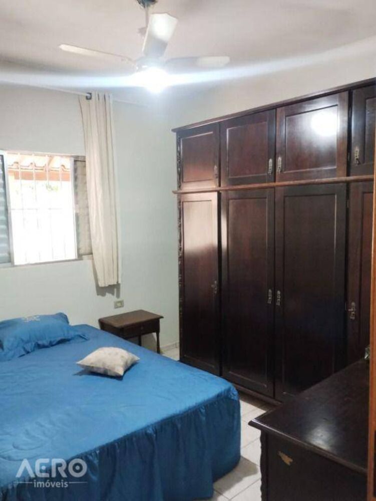 Casa, 3 quartos, 140 m² - Foto 1