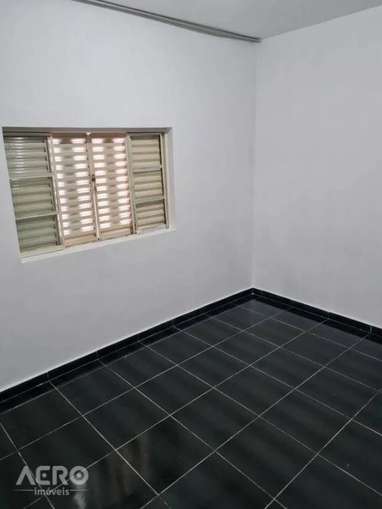 Casa, 4 quartos, 220 m² - Foto 2